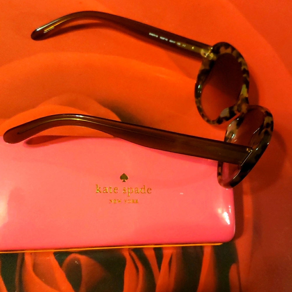 Kate Spade Sunglasses - Picture 5 of 7